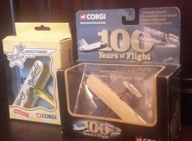 2 Corgi Airplane Models ...
