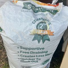 Dust free wood fibre bedding