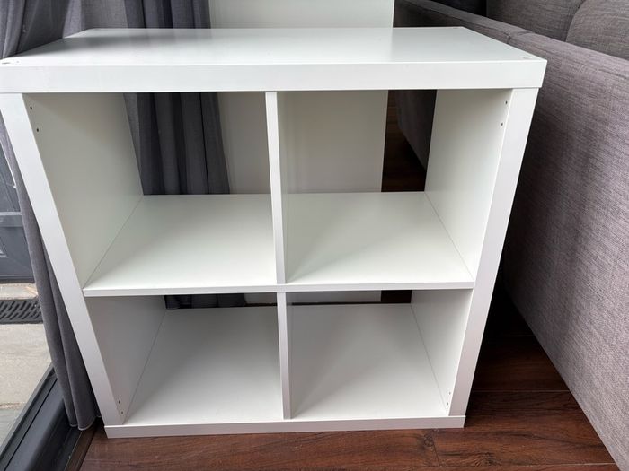 KALLAX Ikea 4 Cubed Unit