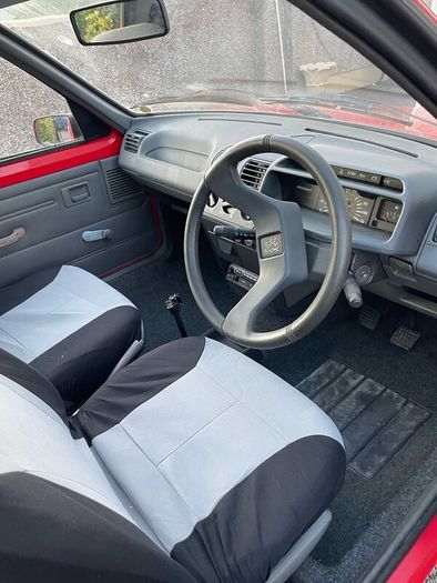 Peugeot 205