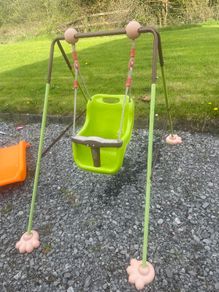 Baby swing