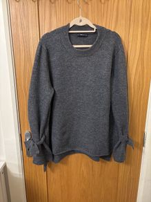 Zara womens jumper size M but more L