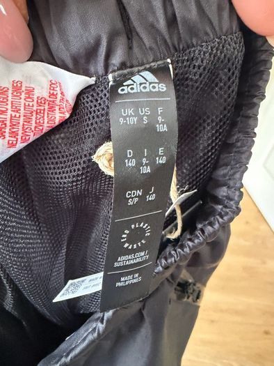 Brand new,never used.Adidas raining trousers for kids,9-10 years old