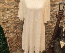 white/ Cream lace dress size 16 Postage included