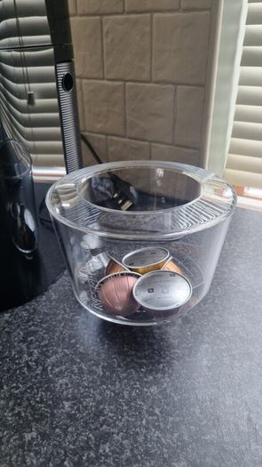 Nespresso Virtuo Coffee Machine & Accessories