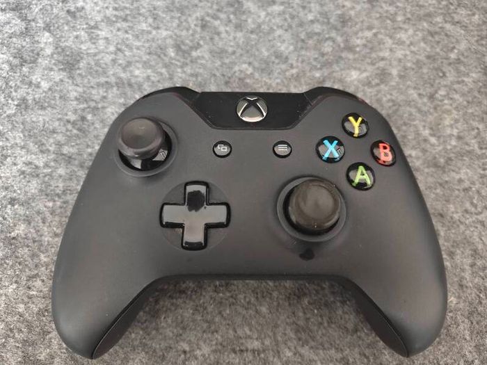 Official Xbox One Controller