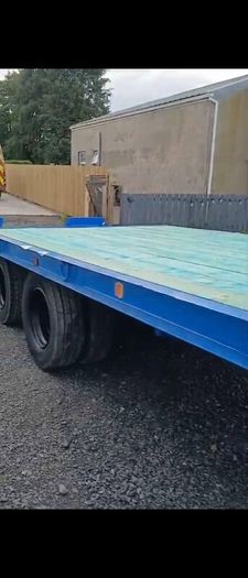 Low loader