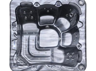Brand New Horizon plug and play 5 person Hot Tub