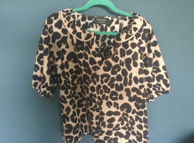 Wyse London leopard print top