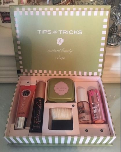 makeup selection all new unopened. One opened to see colour selection