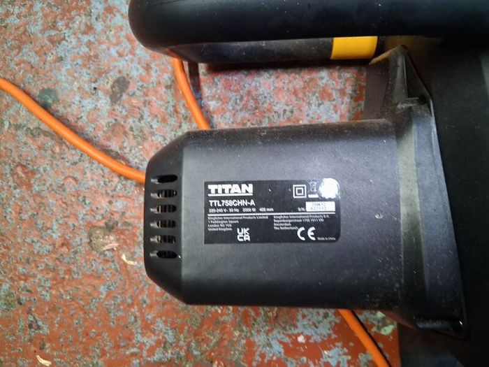 chainsaw