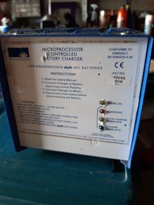 Glider battery charger