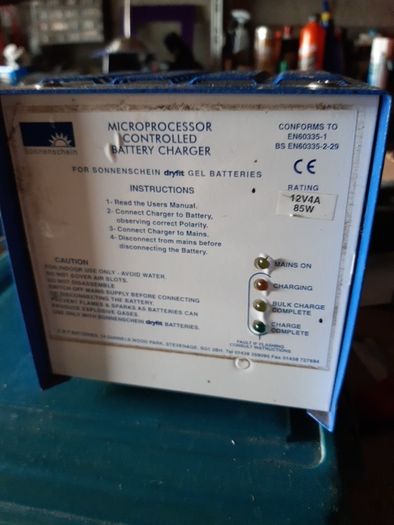 Glider battery charger