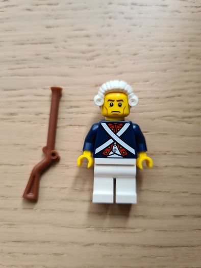 lego revolutionary soldier collectible seris 10