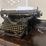 Underwood typewriter Image 4