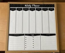 Weekly schedule organiser