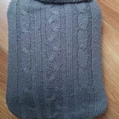 Hot water bottle
