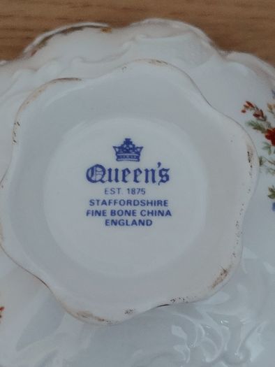 Vintage Royal Doulton Milk Jug & Queen's Sugar Bowl