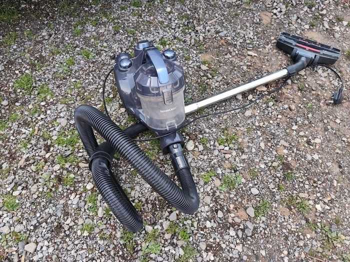 Vacuum Cleaner