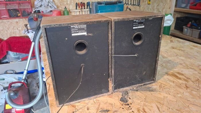 AIWA Speakers