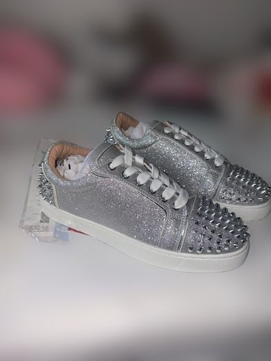 red bottom trainers