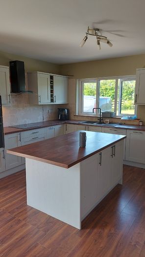 Ikea,  B&Q , Homebase  flat pack kitchen fitting.
