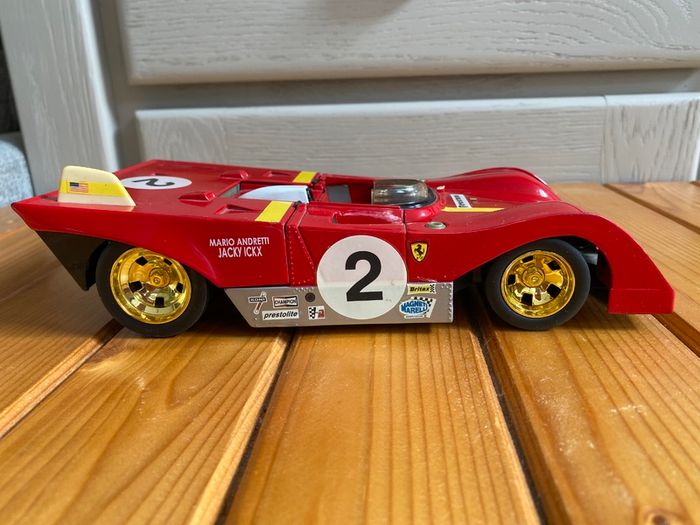 COLLECTABLE FERRARI 312 P Boxer 1972 - Vintage diecast 1:18 Scale model