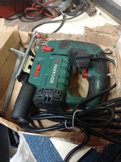Jigsaw , woodworkers jigsaw