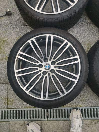 Bmw 19" 664 M