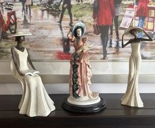 Set of 3 decorative lady figurines Leonardo Collection & modern resin