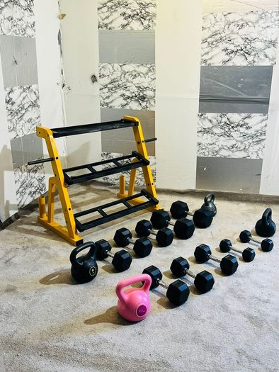 Dumbbells Kettlebels With Stand