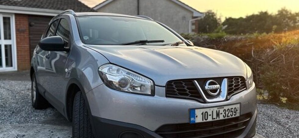 Nissan Qashqai+2 2010 read ad