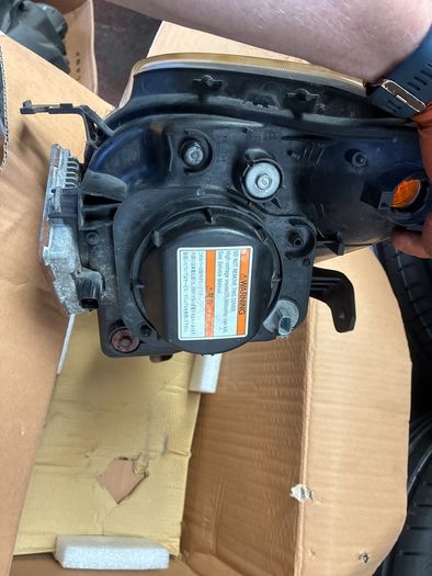 Toyota CR-V 02 xenon headlights