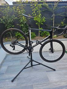 giant defy carbon bike