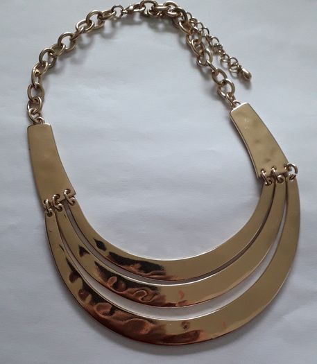 Collar Necklace