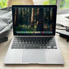 MacBook Air 13" 2020 Quad Core i7, very good condition