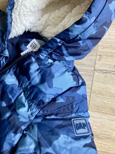 Gap baby puffer jacket 6-12m