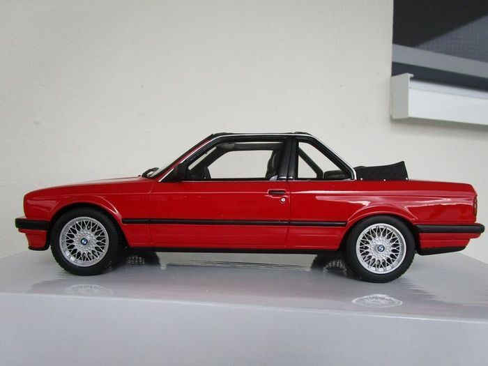 BMW E30 325i Baur Convertible 1986 Ottomobile OT767 New in Box 1/18
