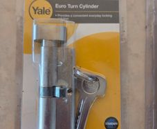 Yale Euro Turn Cylinder 35/10/35 80mm Standard Security