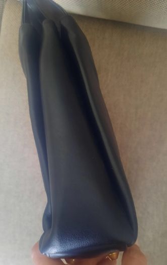 Genuine black leather handbag in excellent condition with no issues see last three photos for exact measurements FREE TRACKED POSTAGE INCLUDED
