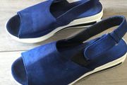 Toeless sandals canvas top foam bottom and sole size 3