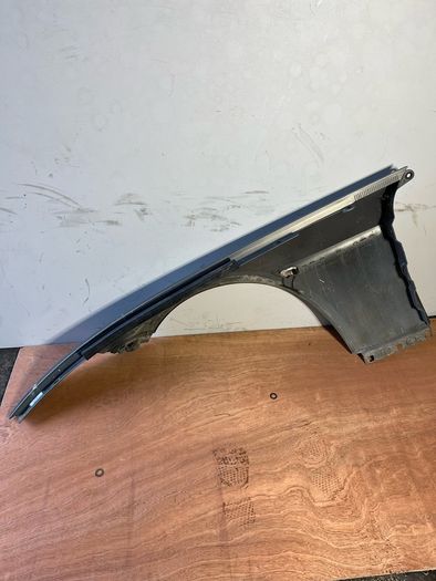 BMW 6 series E63 Front Right Fender 440/7 wing 2008