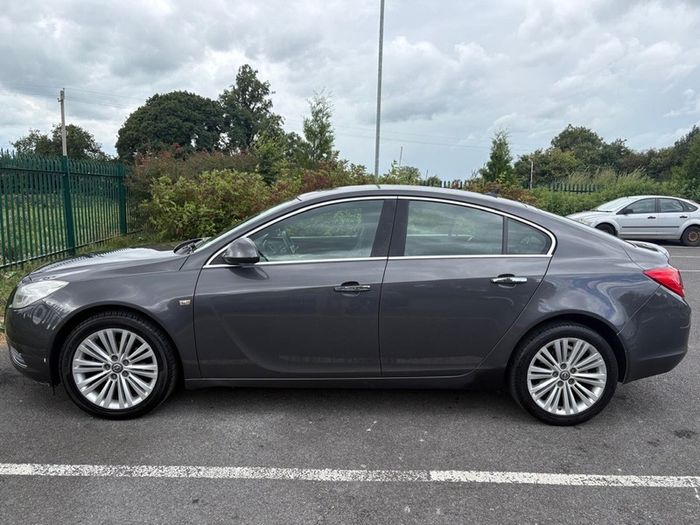 2012 Opel Insignia