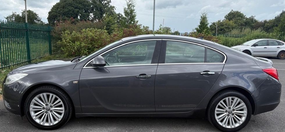 2012 Opel Insignia