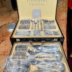 Tipperary 72- piece cutlery set