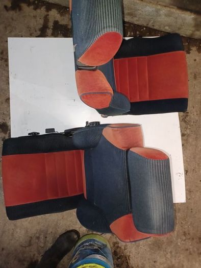 Toyota mr2 Mk1 seats.