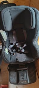 Child car seat with isofix
