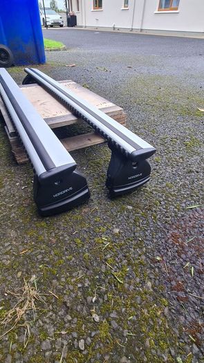 Bmw car roof bars