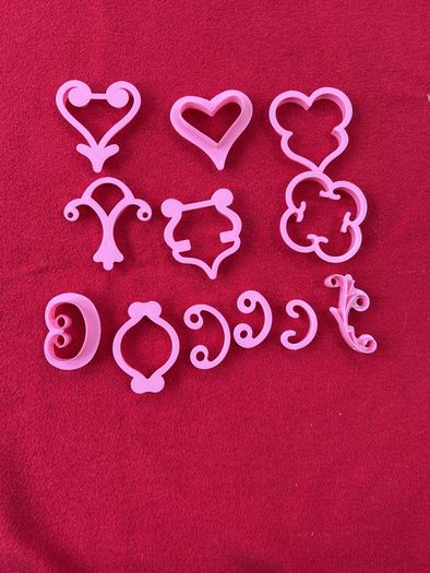 cake decorating tools
