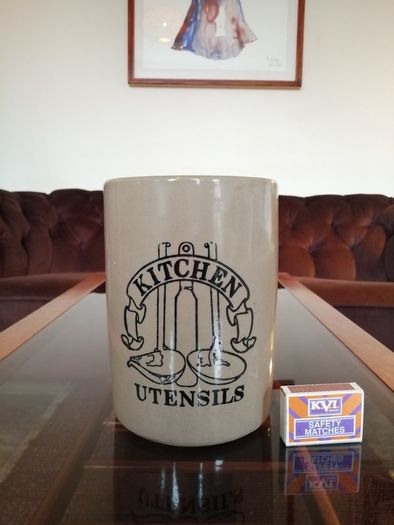Stoneware Kitchen Utensils Holder Pearsons of Chesterfield